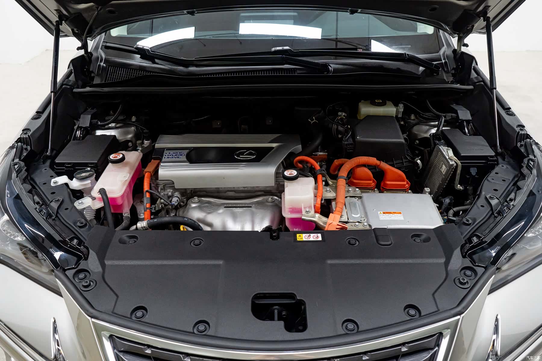 Lexus NX, 2021 22