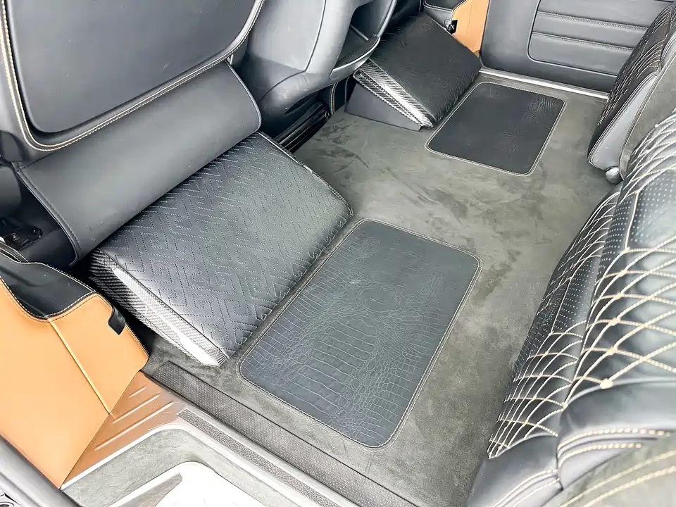 Mercedes-Benz V-class Mercedes-Benz V-class