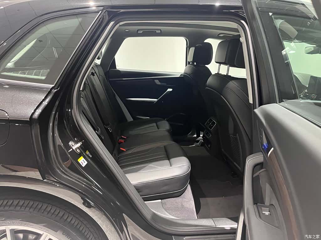 Audi Q5L, 2022 6
