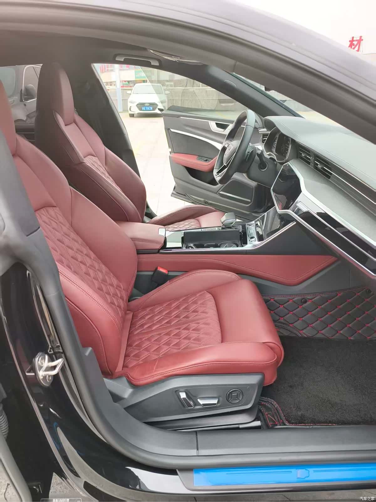 Audi A7L, 2023 7