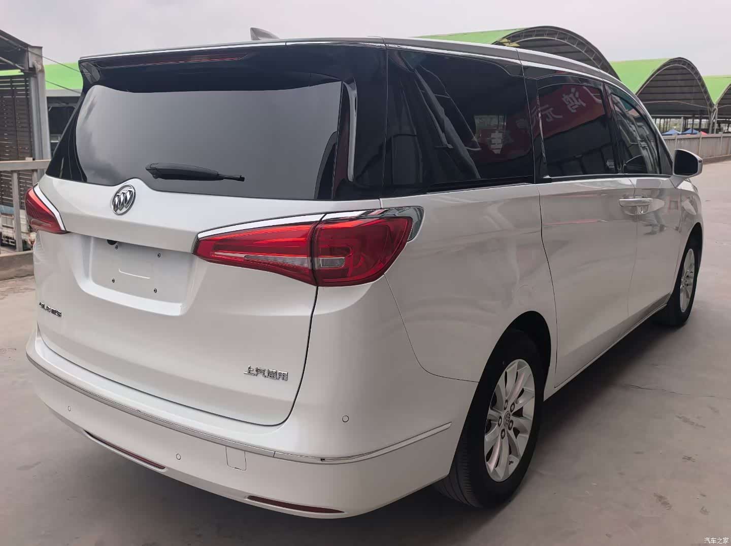 Buick GL8, 2019 4