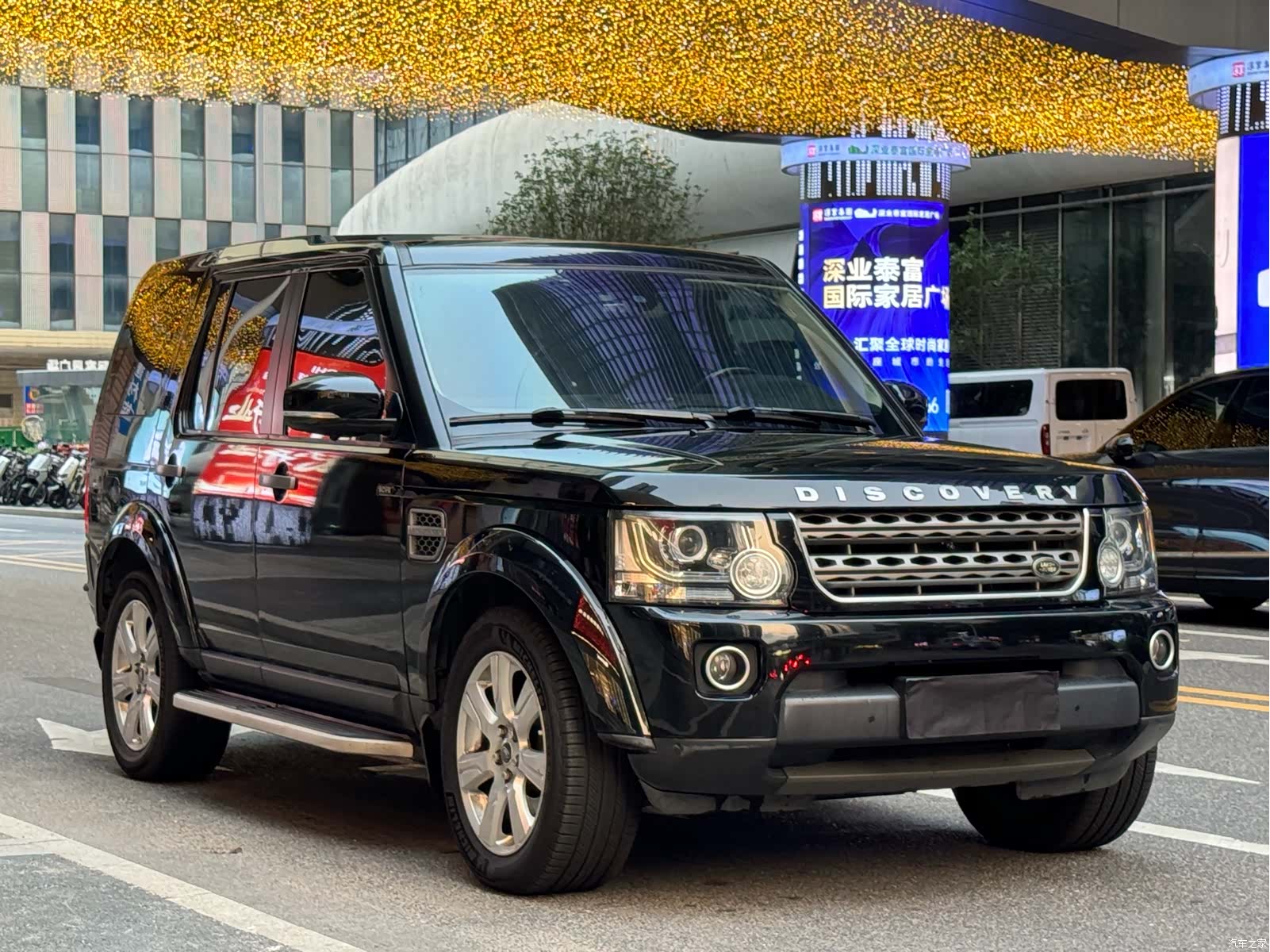 Land Rover Discovery, 2016 3