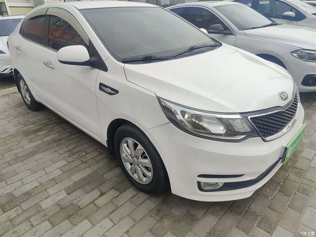Kia K2, 2015 4