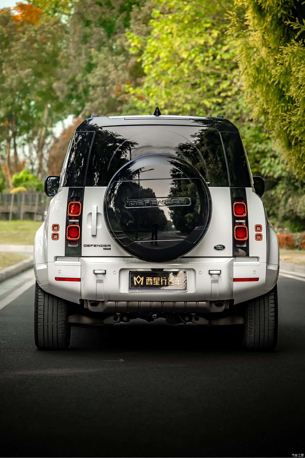 Land Rover Defender, 2022 4