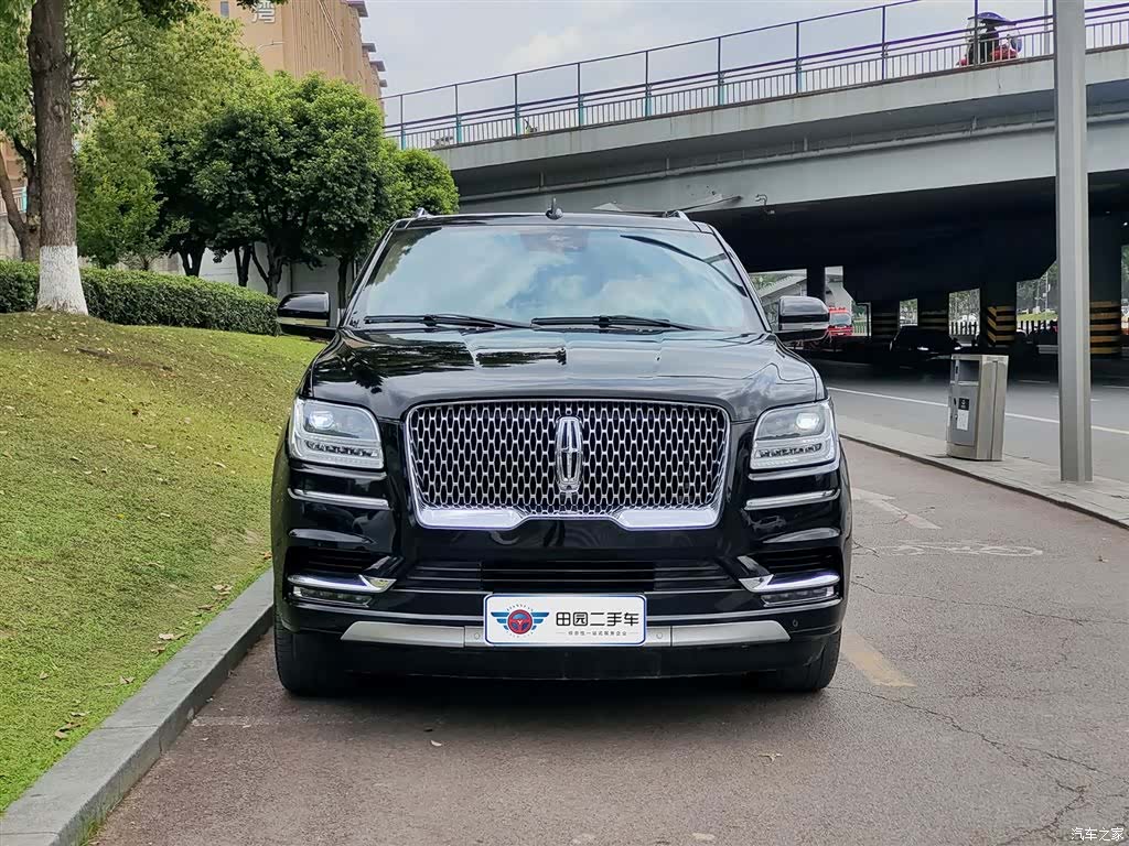Lincoln Navigator, 2021 2