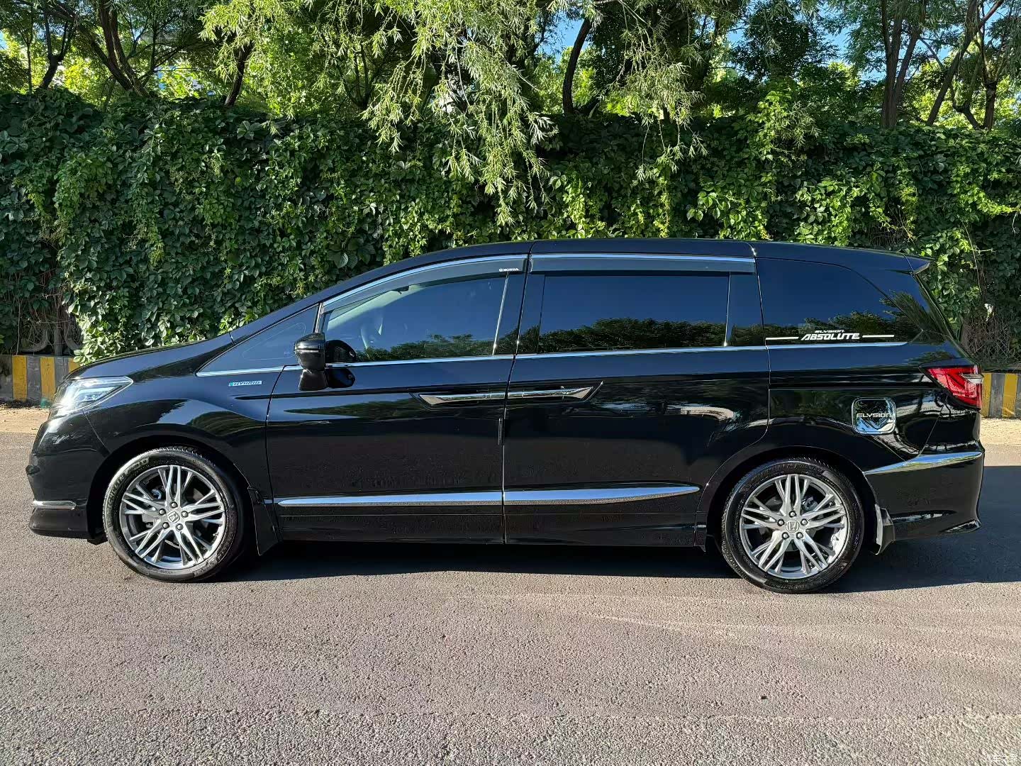 Honda Elysion, 2021 3