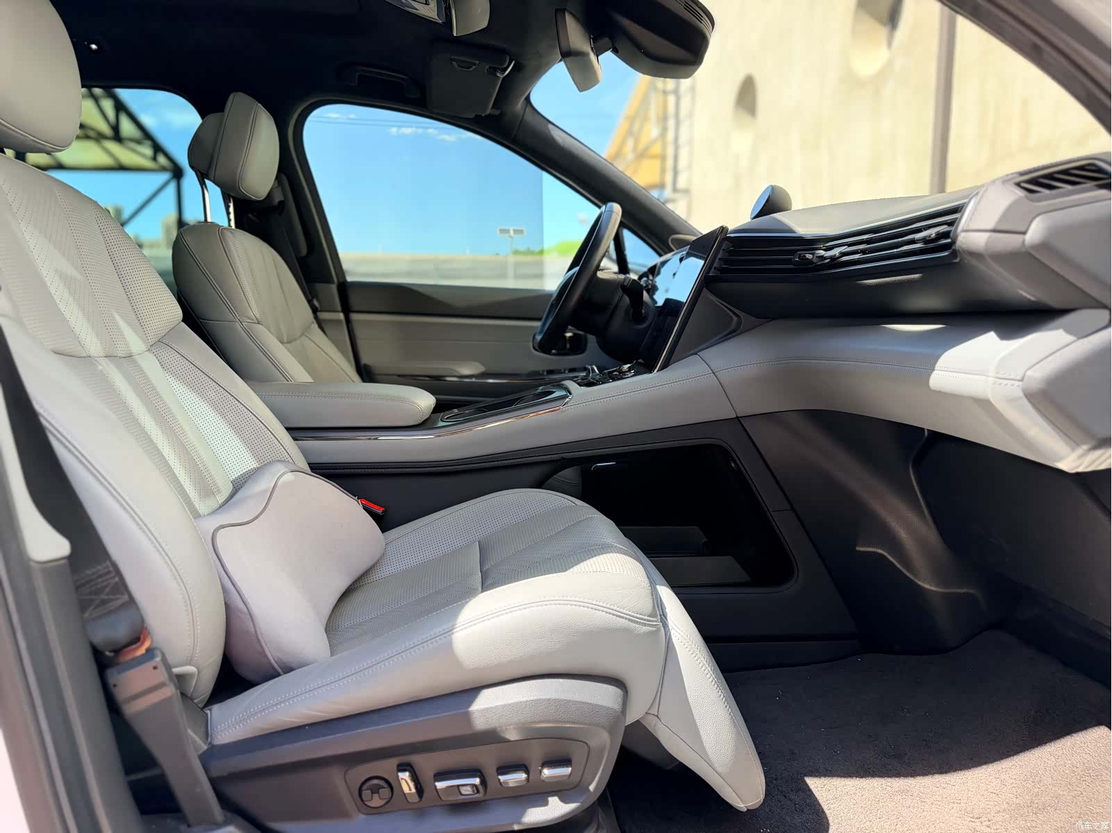 NIO ES8, 2021 23