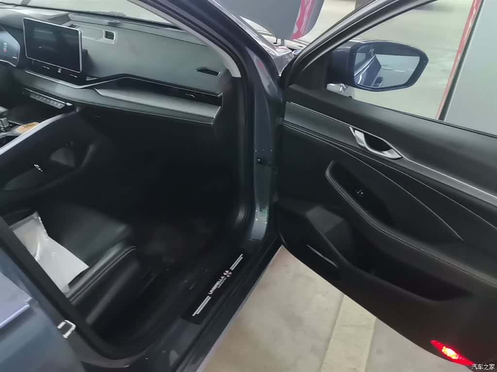 Geely Preface, 2022 11