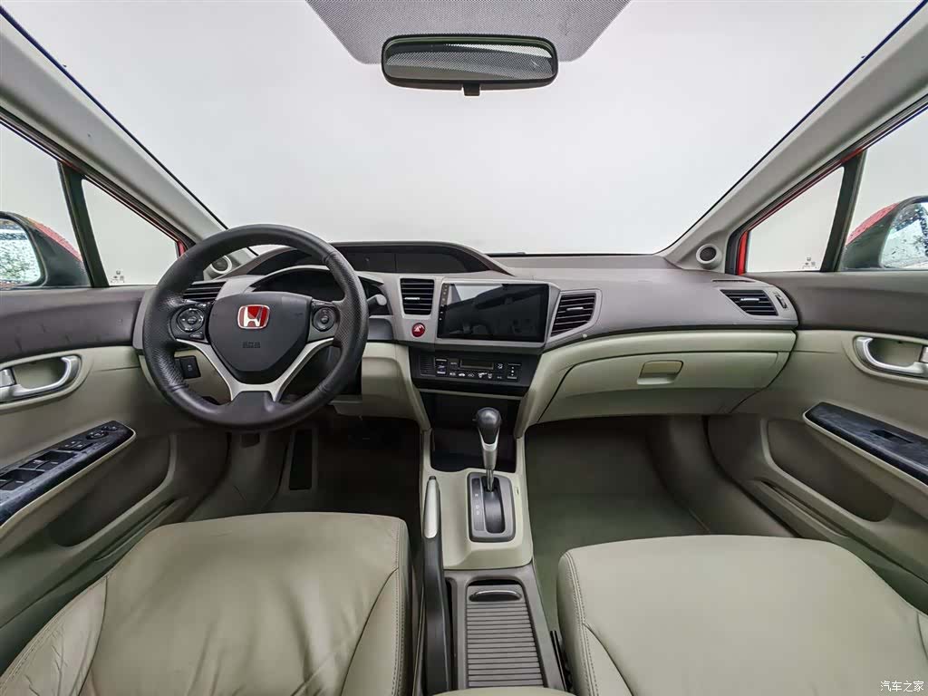 Honda Civic, 2013 все фото