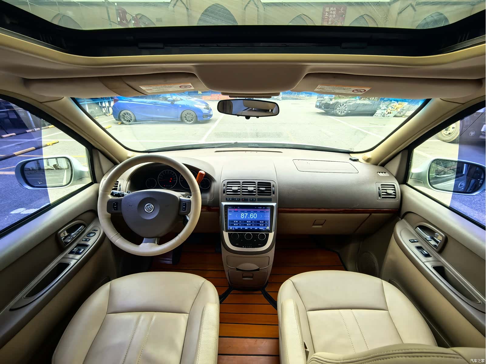 Buick GL8, 2012 17