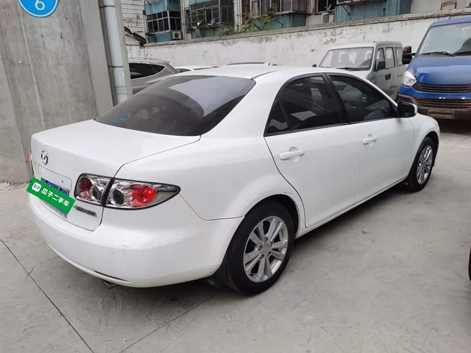 Mazda 6