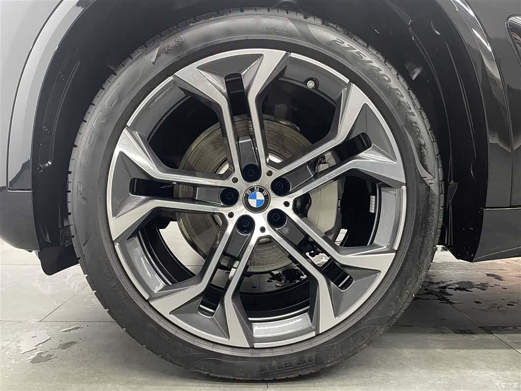 BMW X5, 2025 14