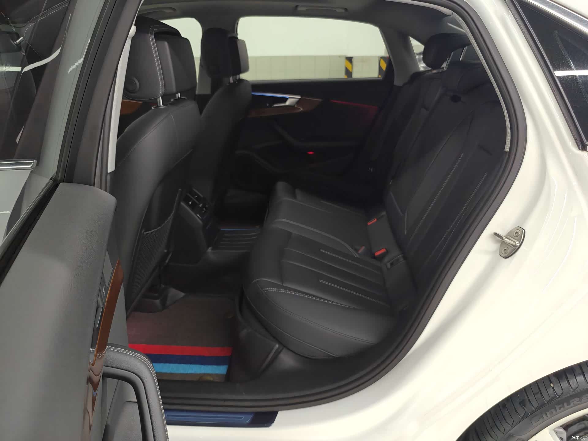 Audi A4L, 2020 13
