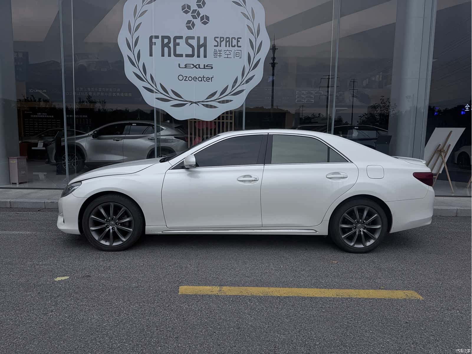 Toyota 2.5V, 2017 3