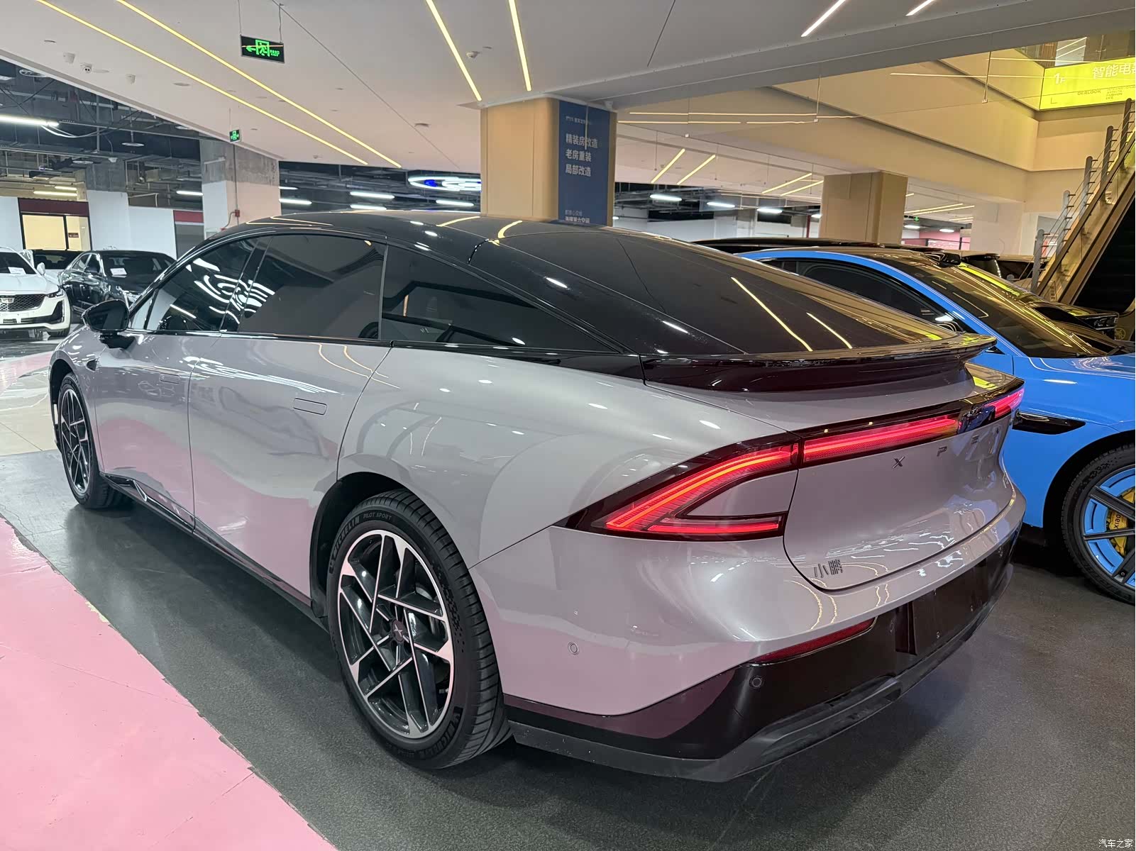 Xpeng P7, 2025 18