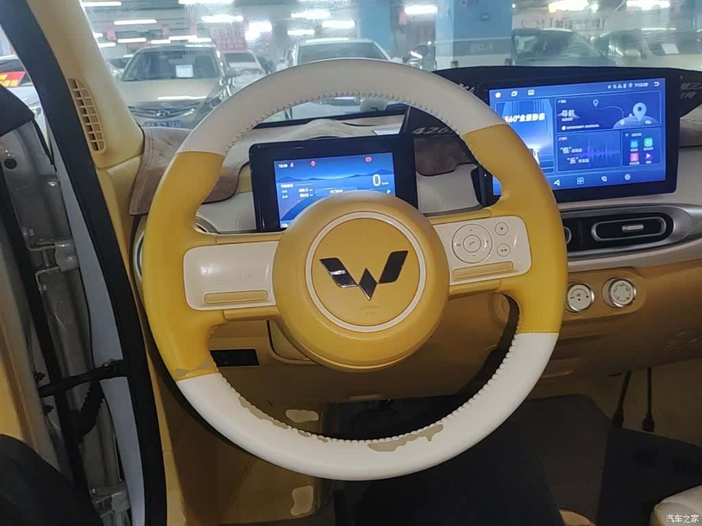 Wuling MINIEV, 2024 11