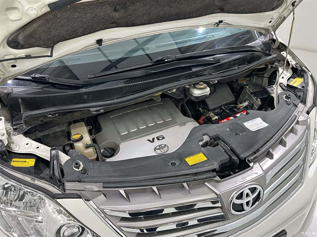 Toyota Alphard, 2014 27