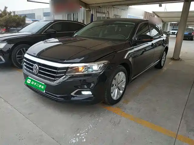 Volkswagen Passat 2020 — купить из Китая под заказ