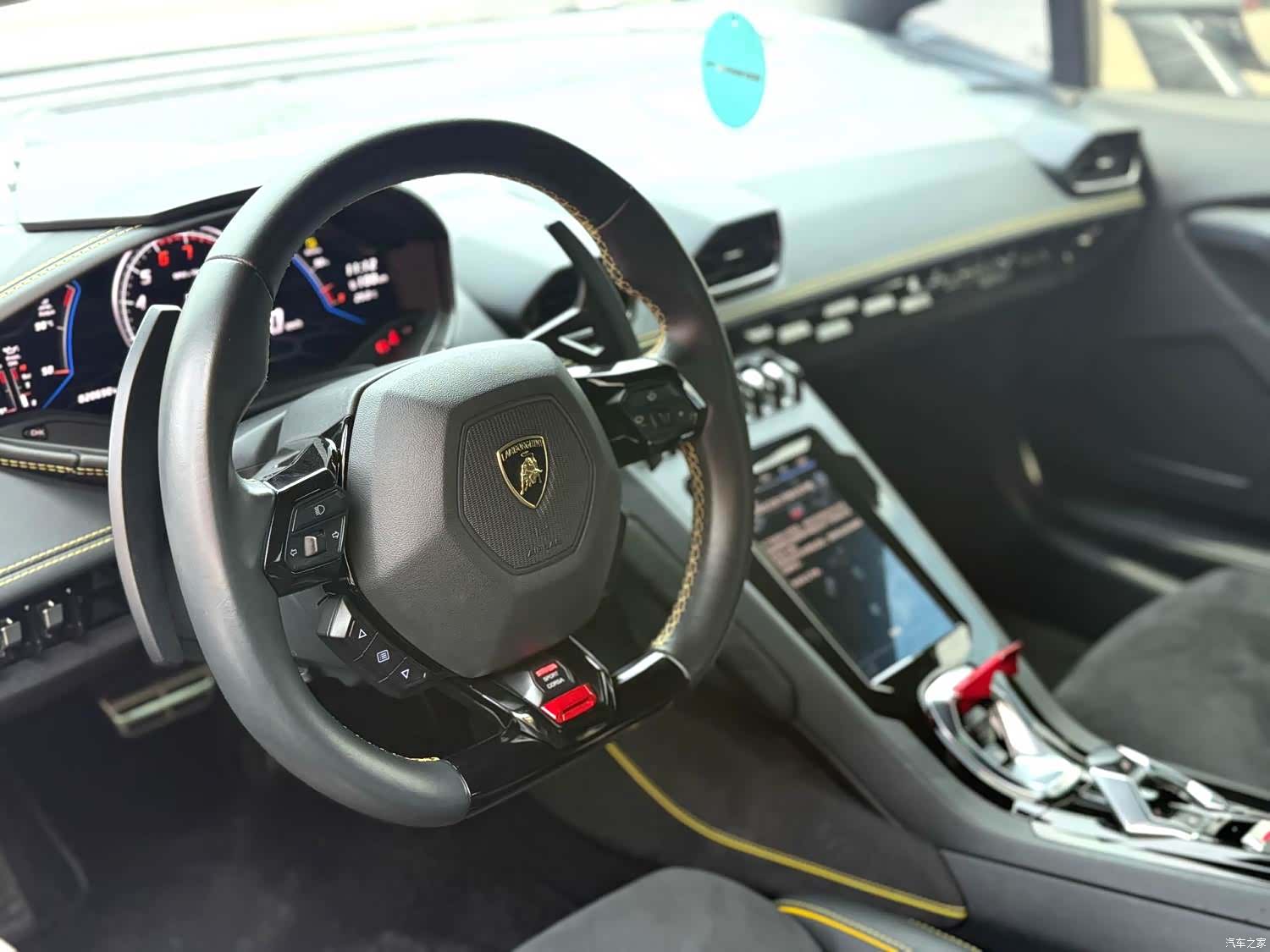 Lamborghini Huracán, 2020 3