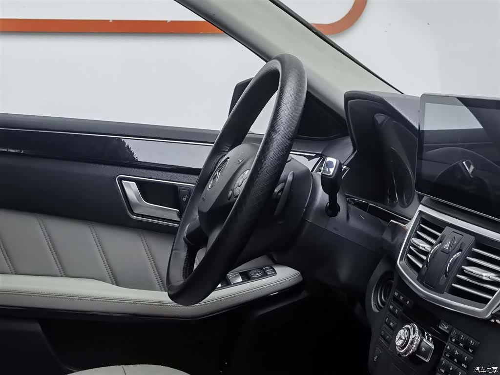 Mercedes-Benz E-Class, 2013 22