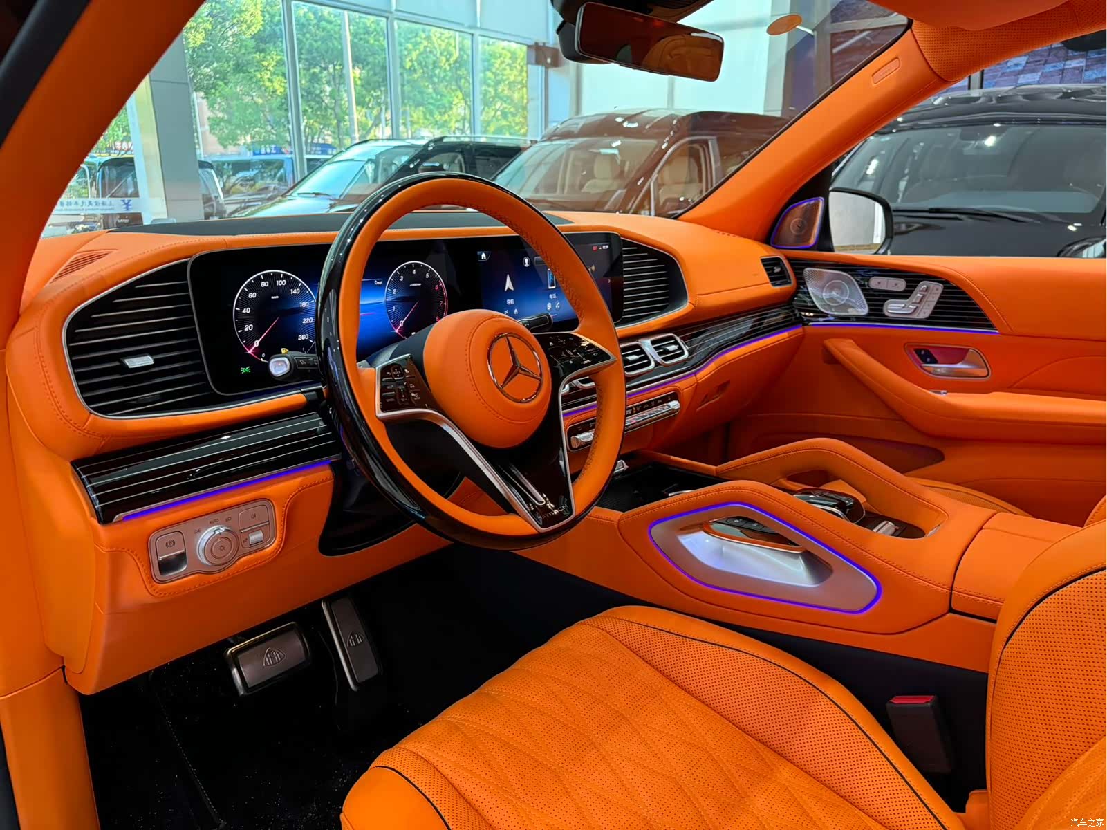 Maybach GLS, 2026 12