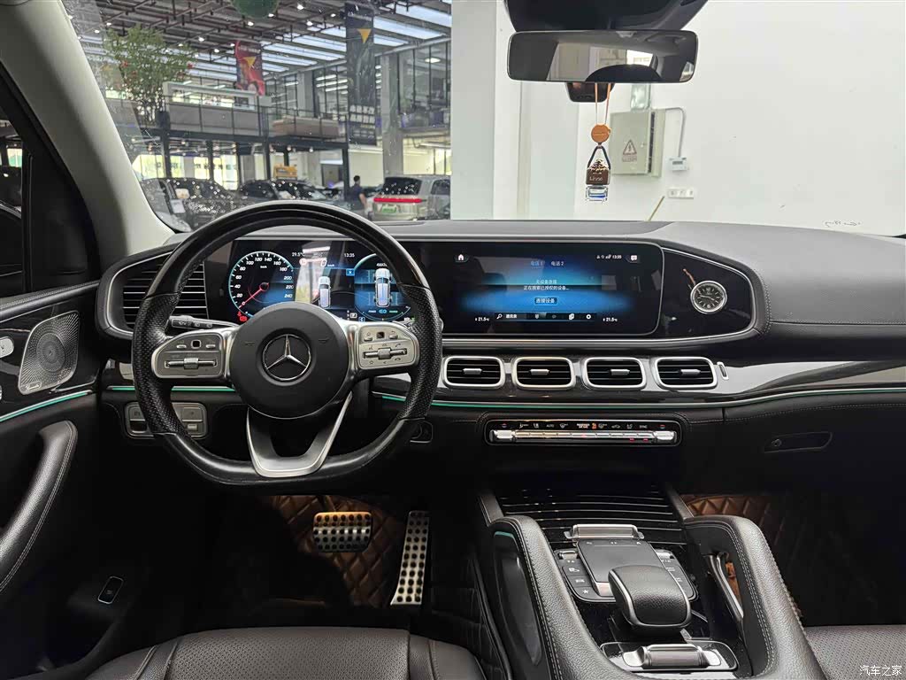 Mercedes-Benz GLS, 2022 11