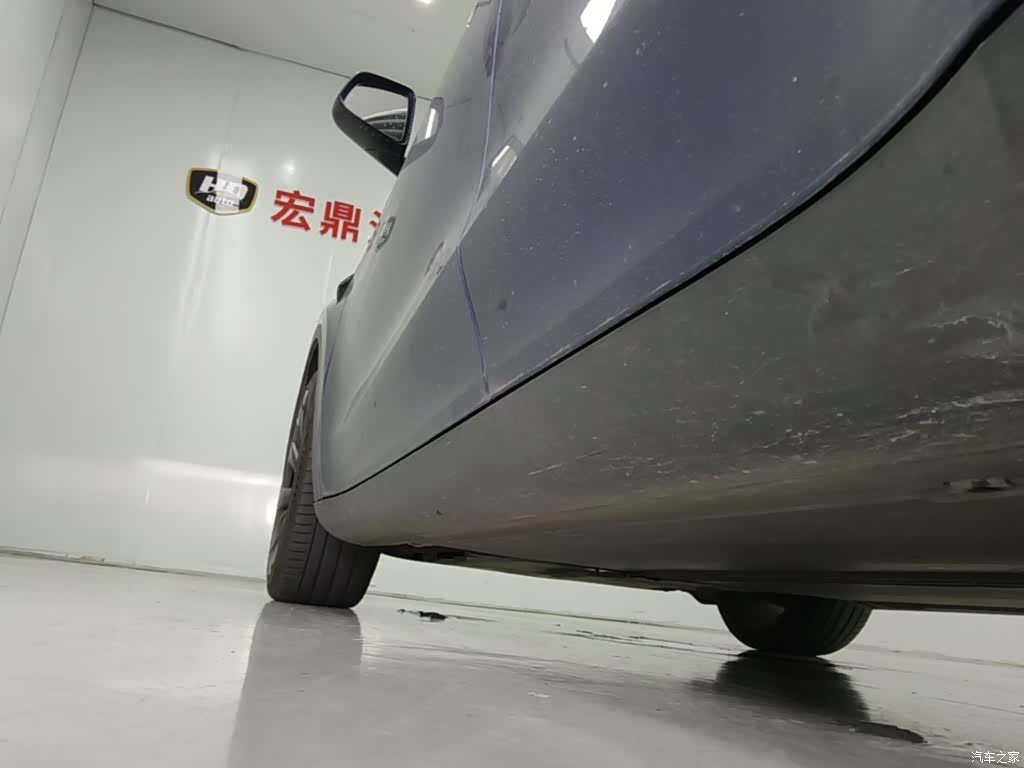 Tesla Model Y, 2023 22