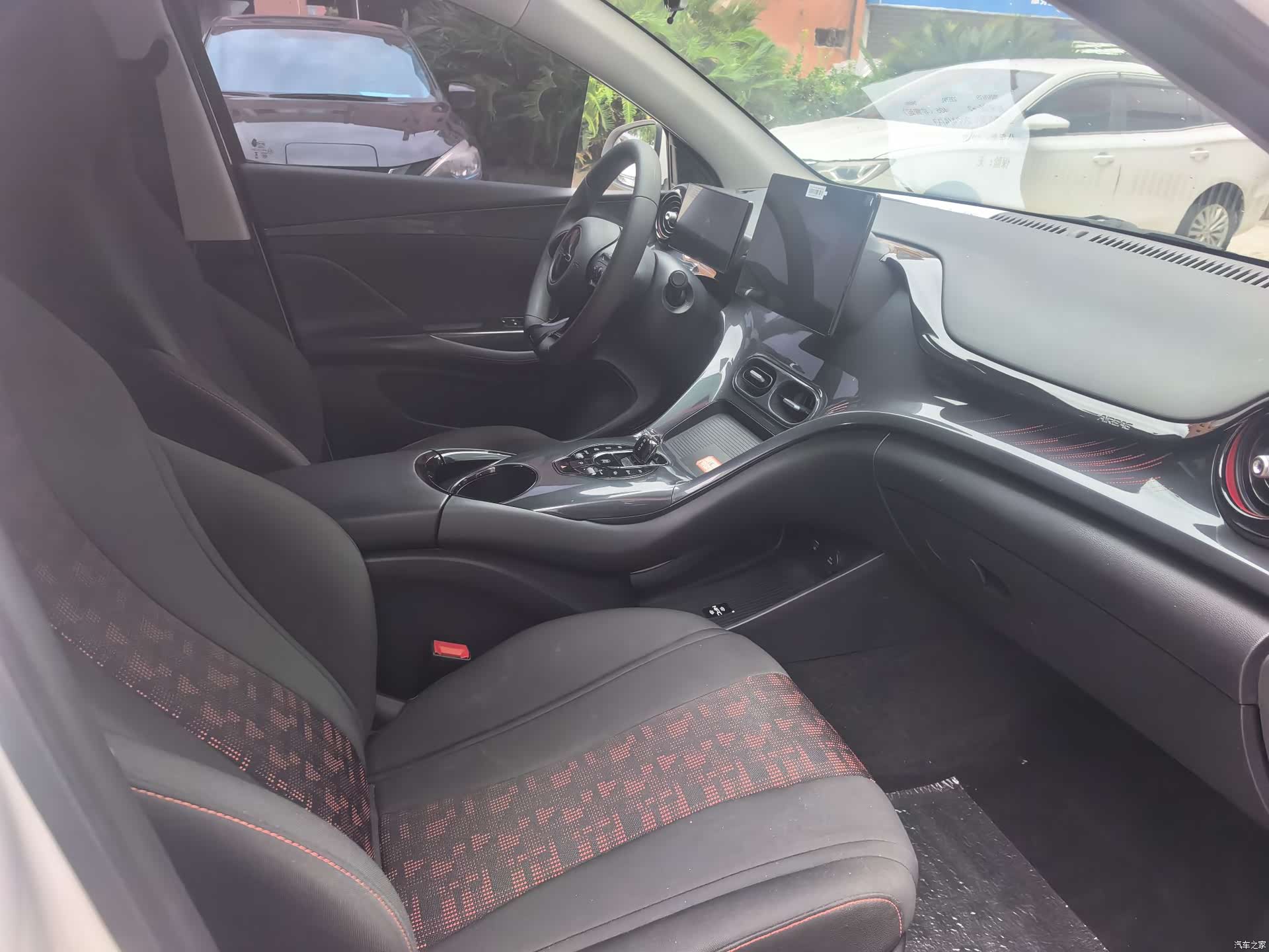 BYD E2, 2024 8
