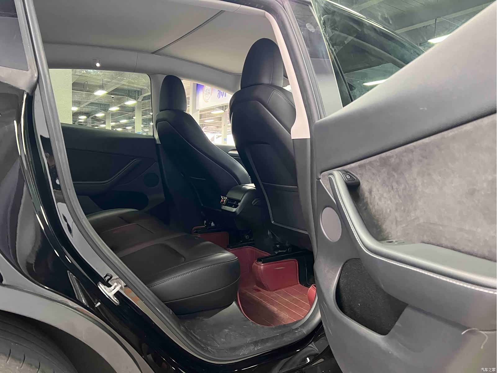 Tesla Model Y, 2023 6