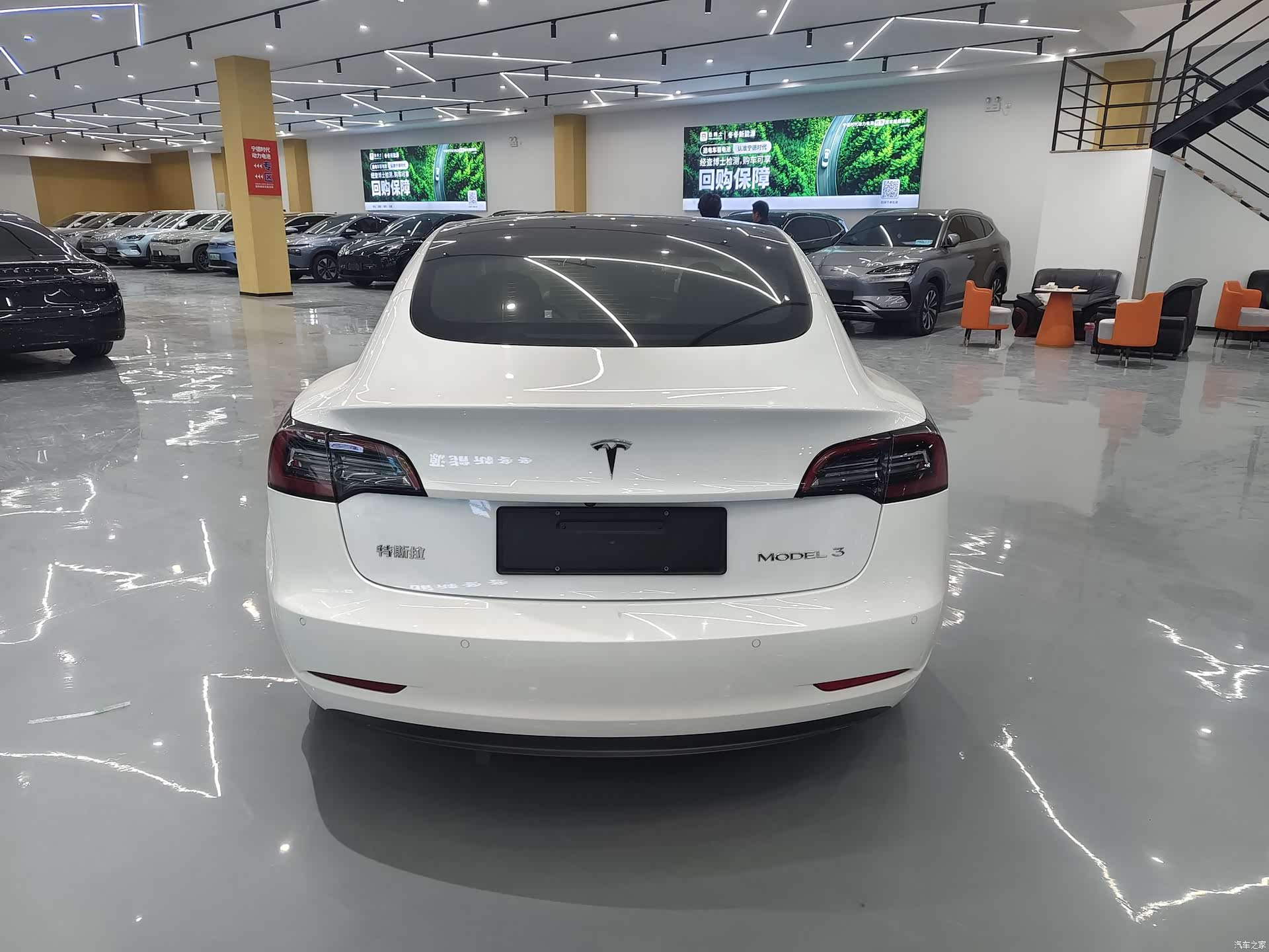 Tesla Model 3, 2021 4