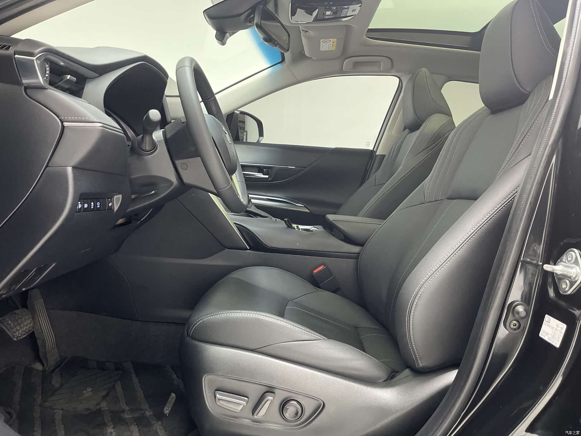 Toyota Harrier, 2023 30