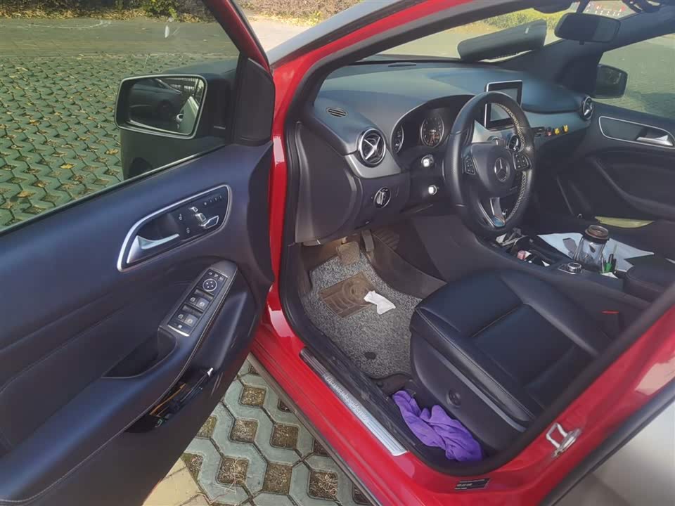 Mercedes-Benz Class B