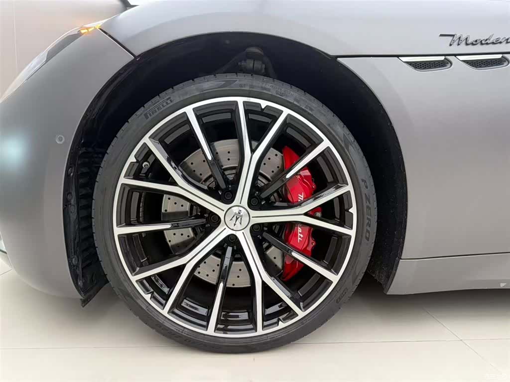 Maserati GranTurismo, 2024 14