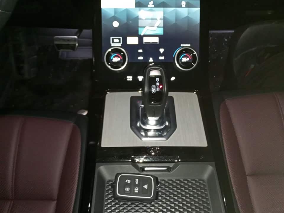 Land Rover Range Rover Aurora