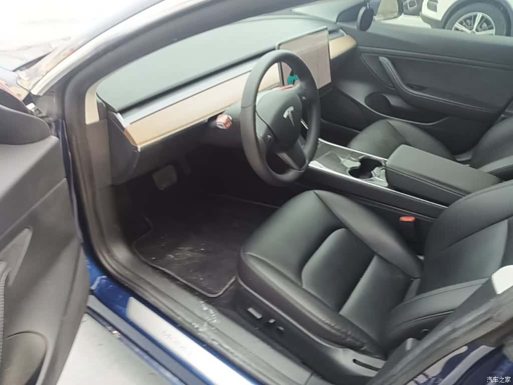 Tesla Model 3, 2020 16