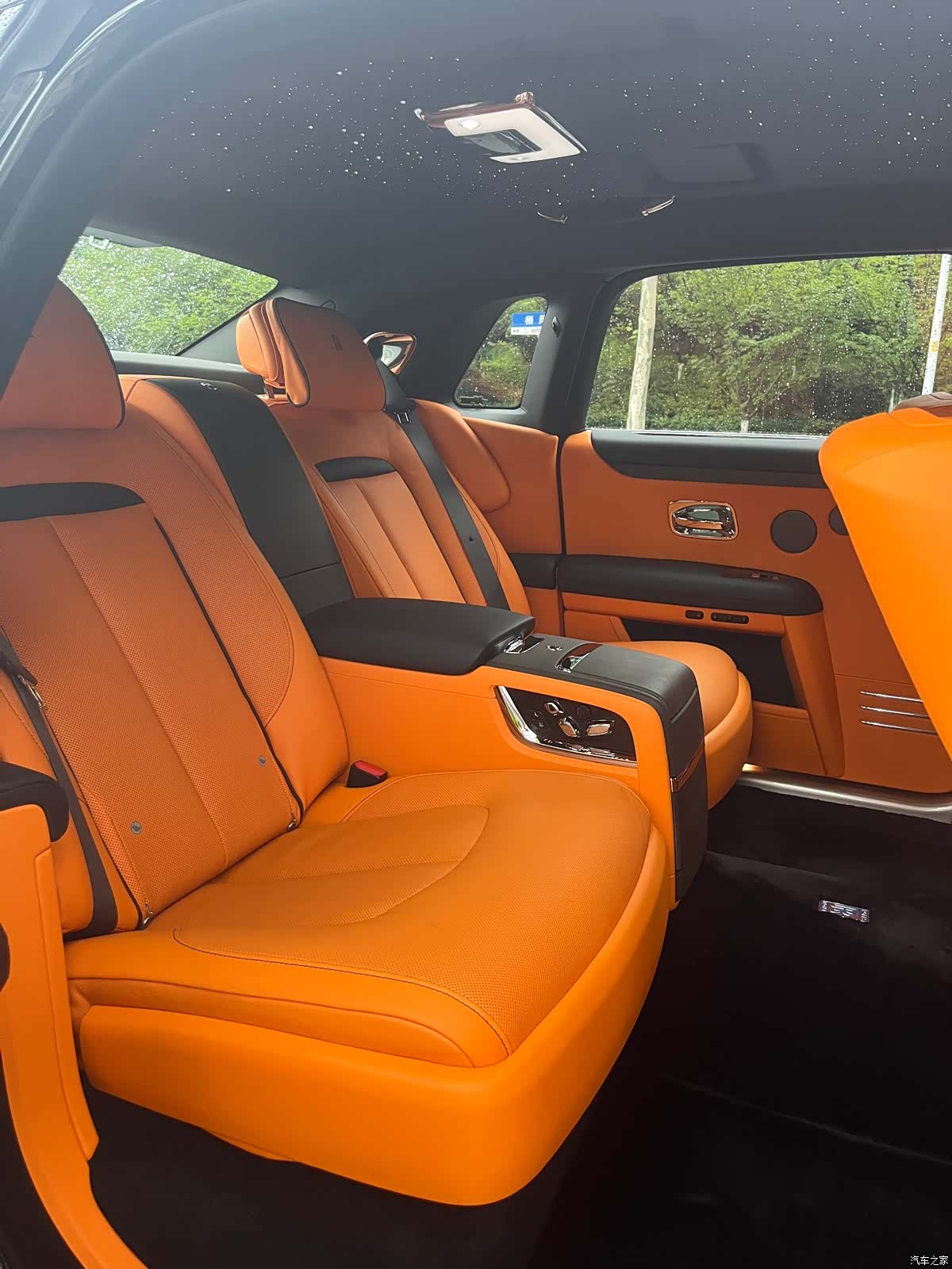 Rolls-Royce Ghost, 2024 13