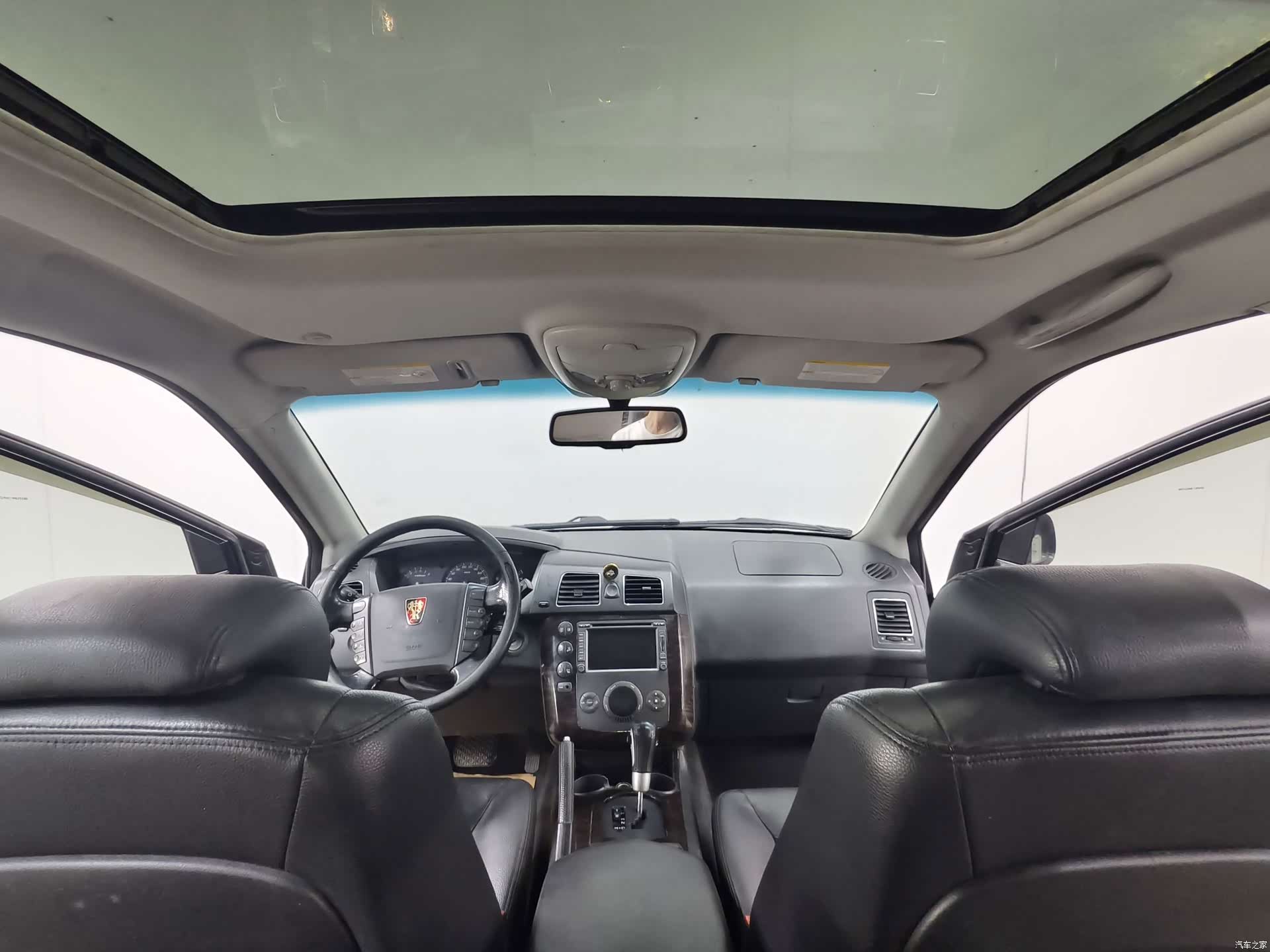 Roewe W5, 2014 9