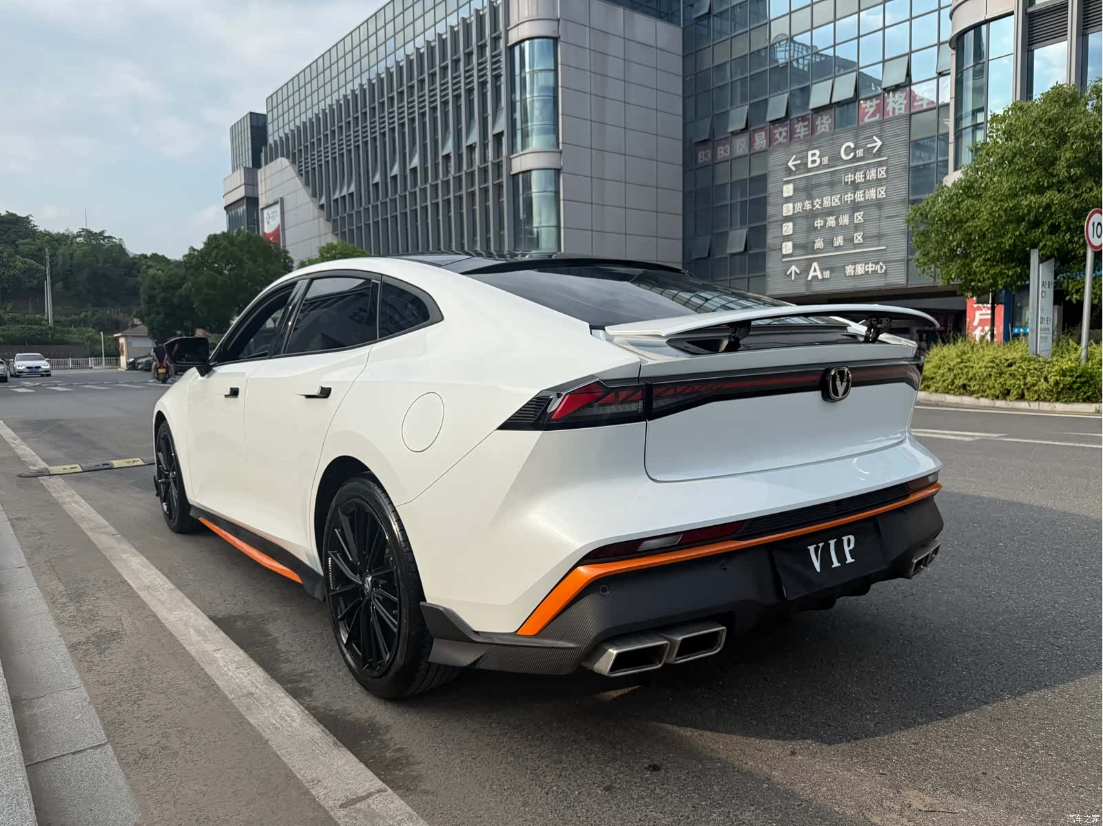 Changan UNI-V, 2024 9