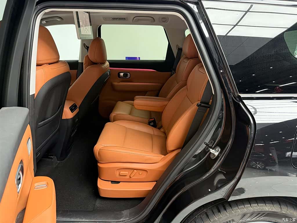 Leapmotor C16, 2025 12