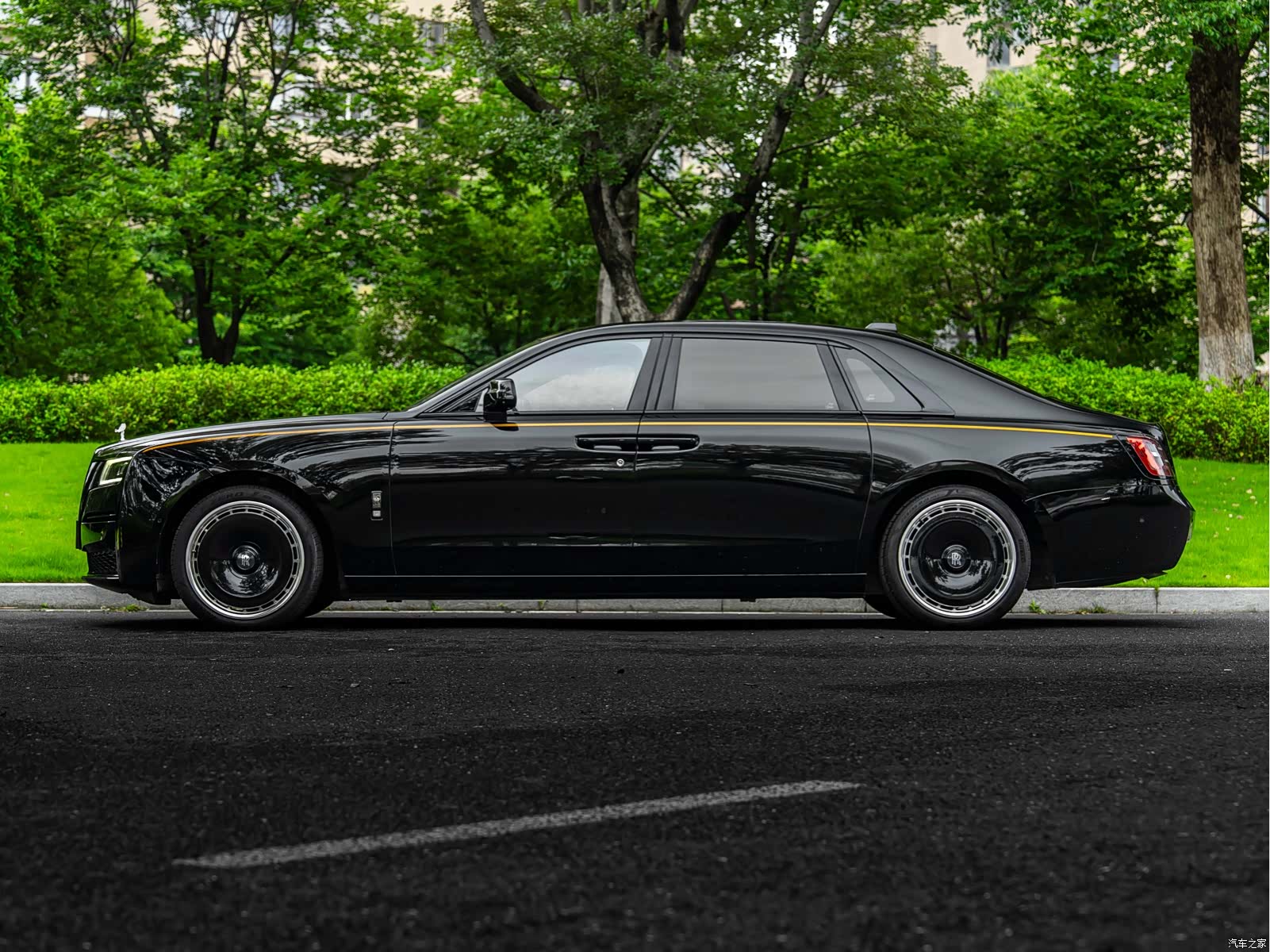 Rolls-Royce Ghost, 2021 19