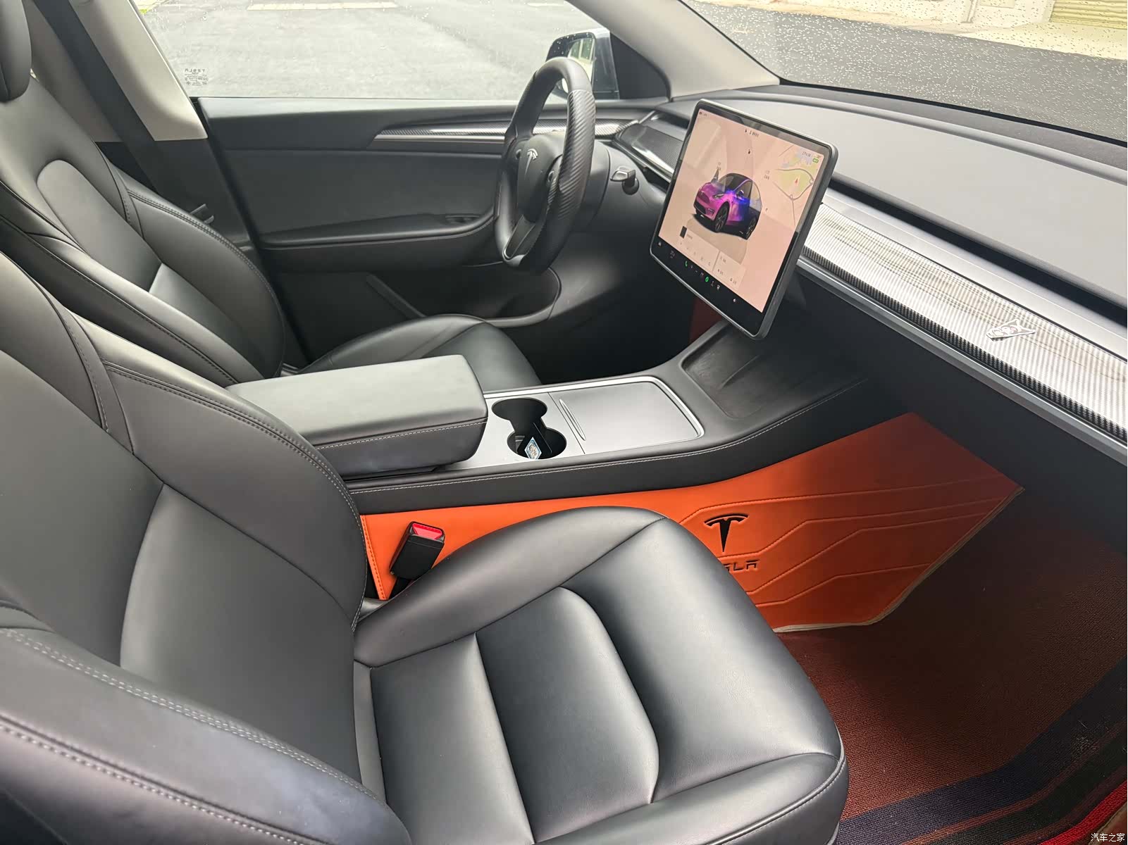 Tesla Model Y, 2024 8