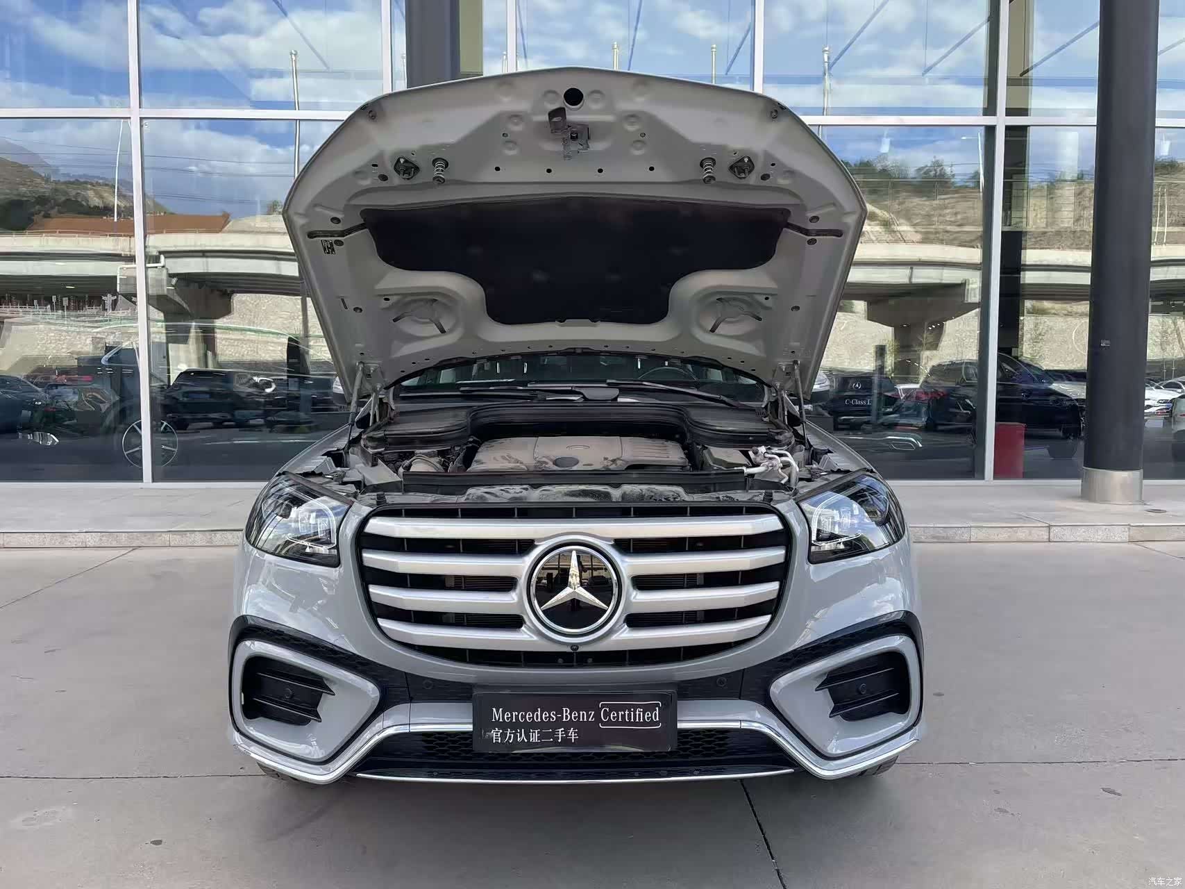 Mercedes-Benz GLS, 2026 4