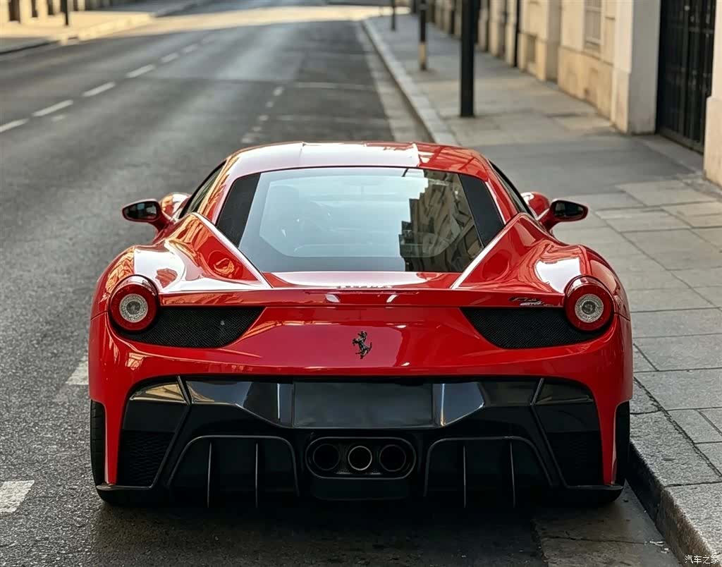 Ferrari 458, 2012 4
