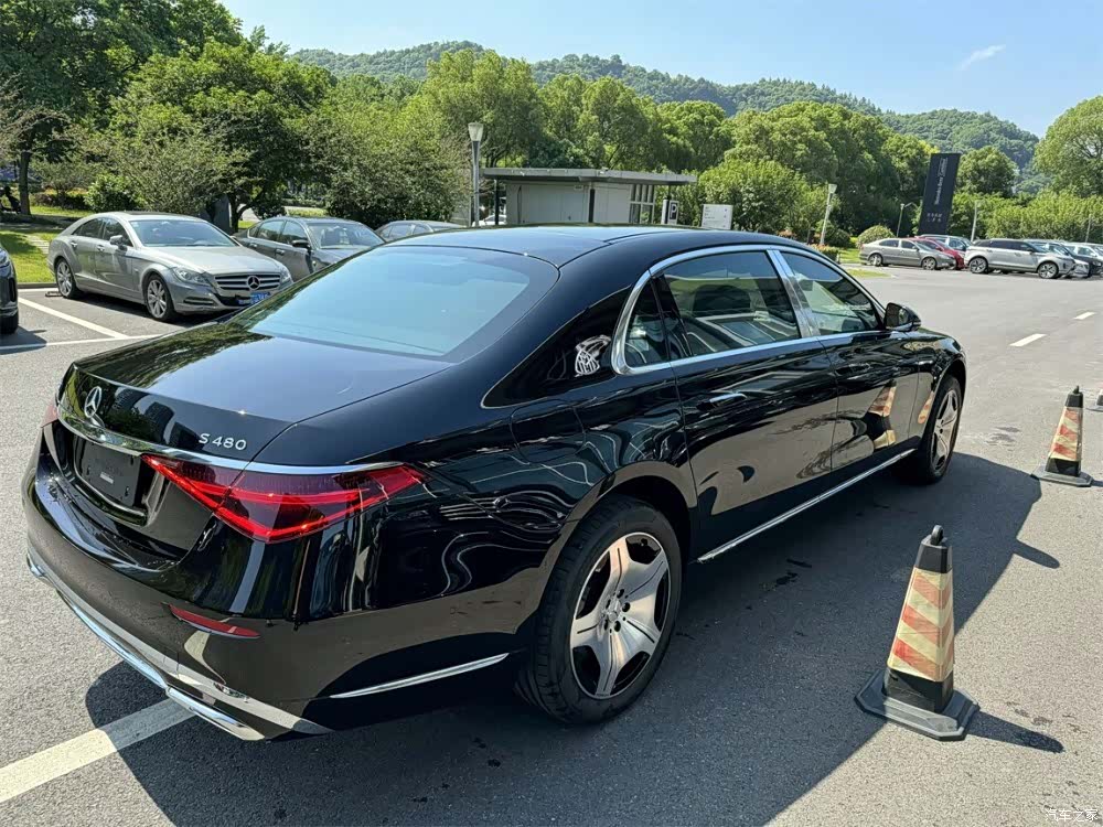 Maybach S-Class, 2024 6