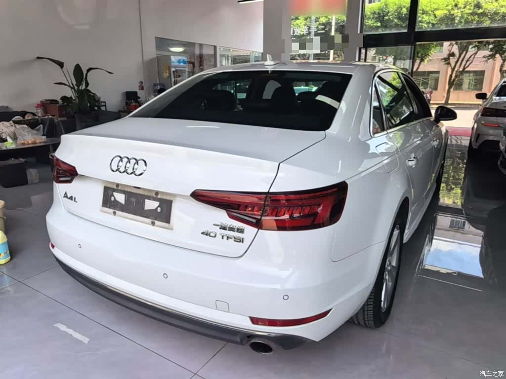 Audi A4L, 2018 7