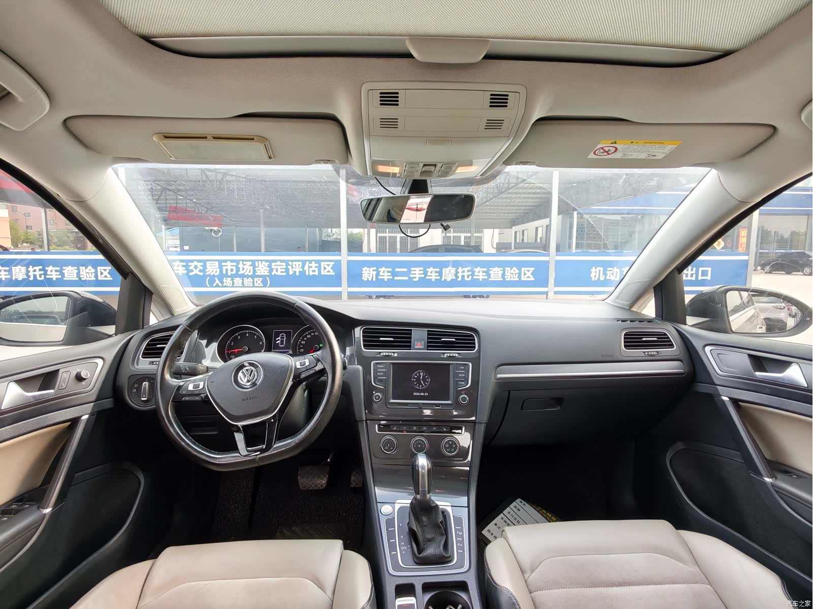 Volkswagen Golf, 2017 все фото