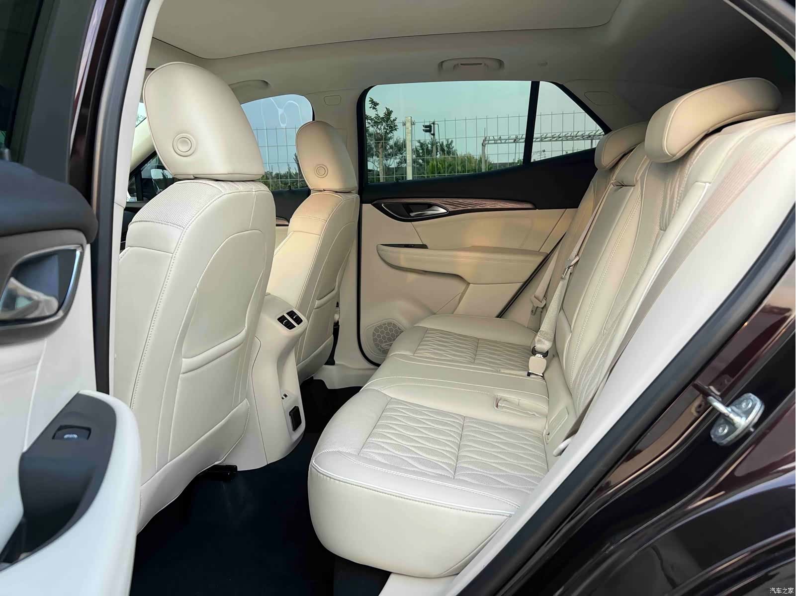 Buick Envision, 2021 6