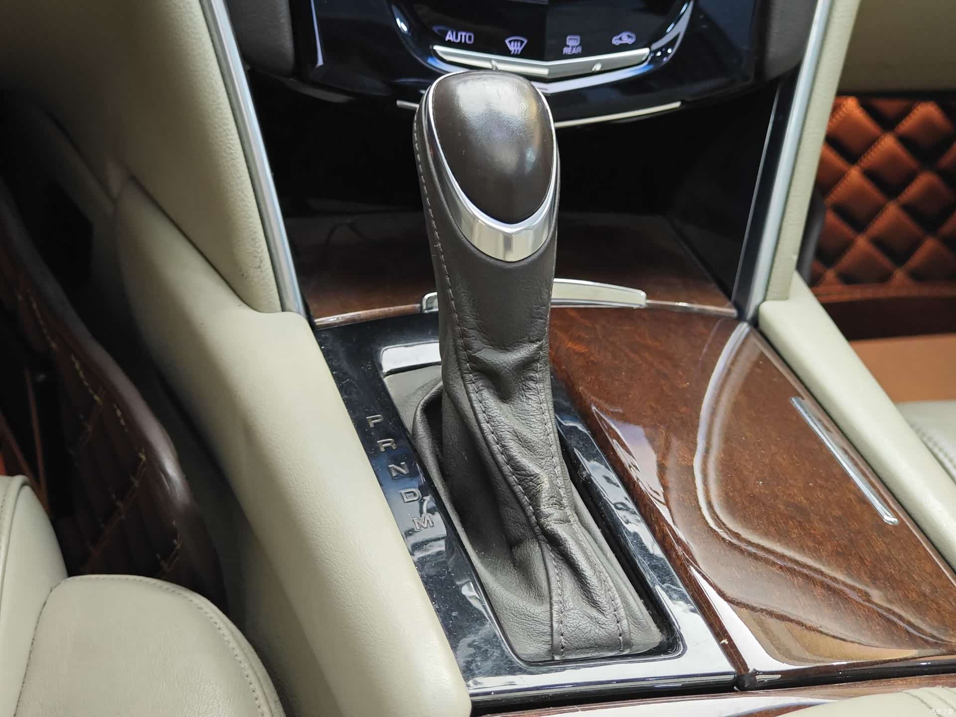 Cadillac XTS, 2016 19