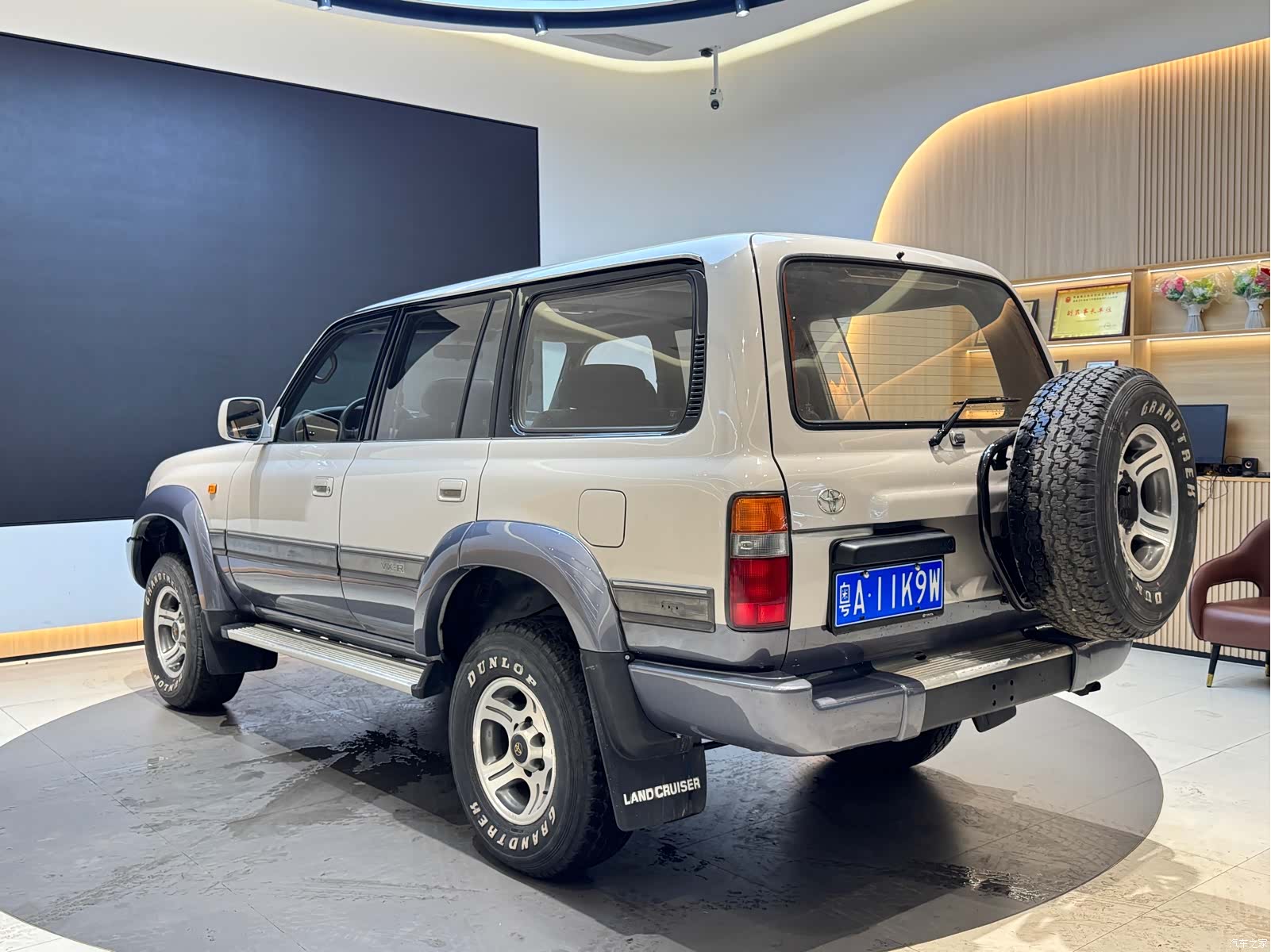 Toyota Land Cruiser, 1994 6