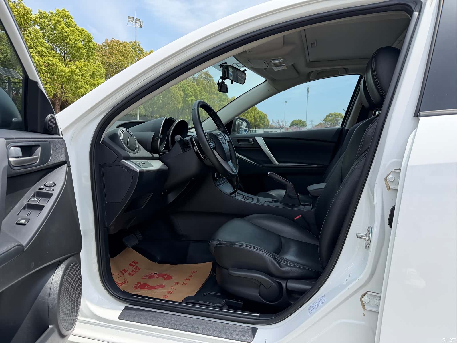 Mazda 3, 2014 8